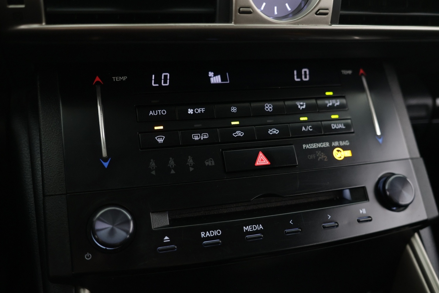 Lexus IS vaihtoauto