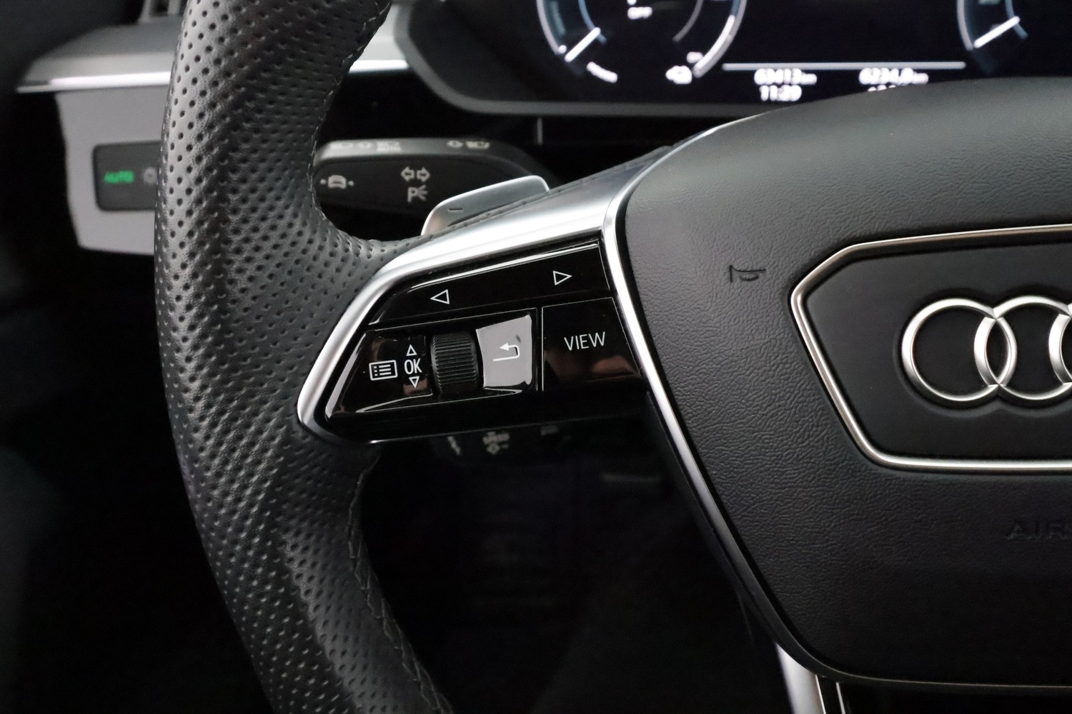Audi Q8 e-tron vaihtoauto