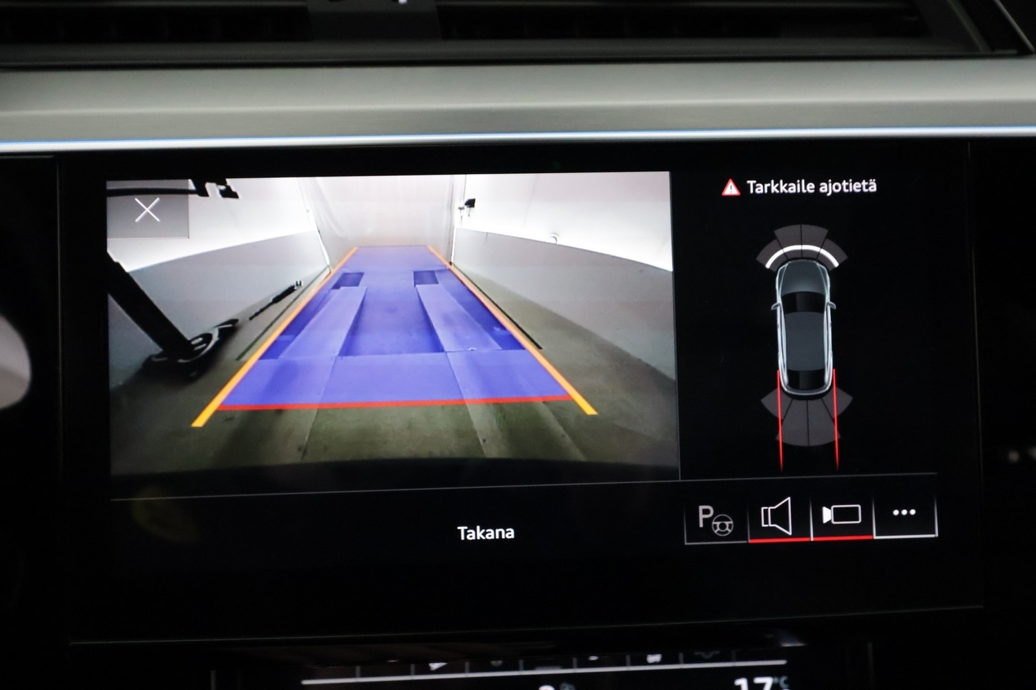 Audi Q8 e-tron vaihtoauto