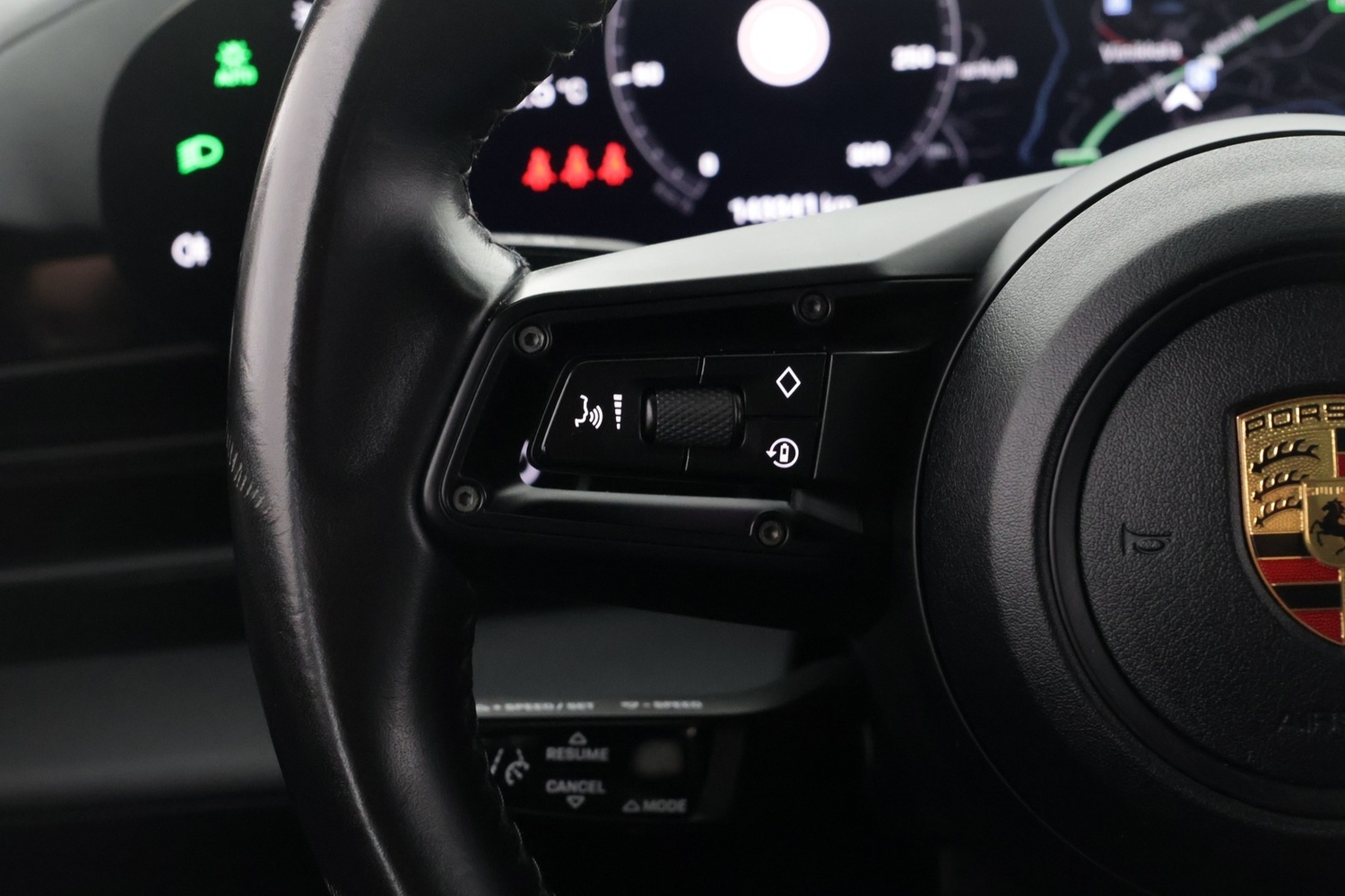 Porsche Taycan vaihtoauto