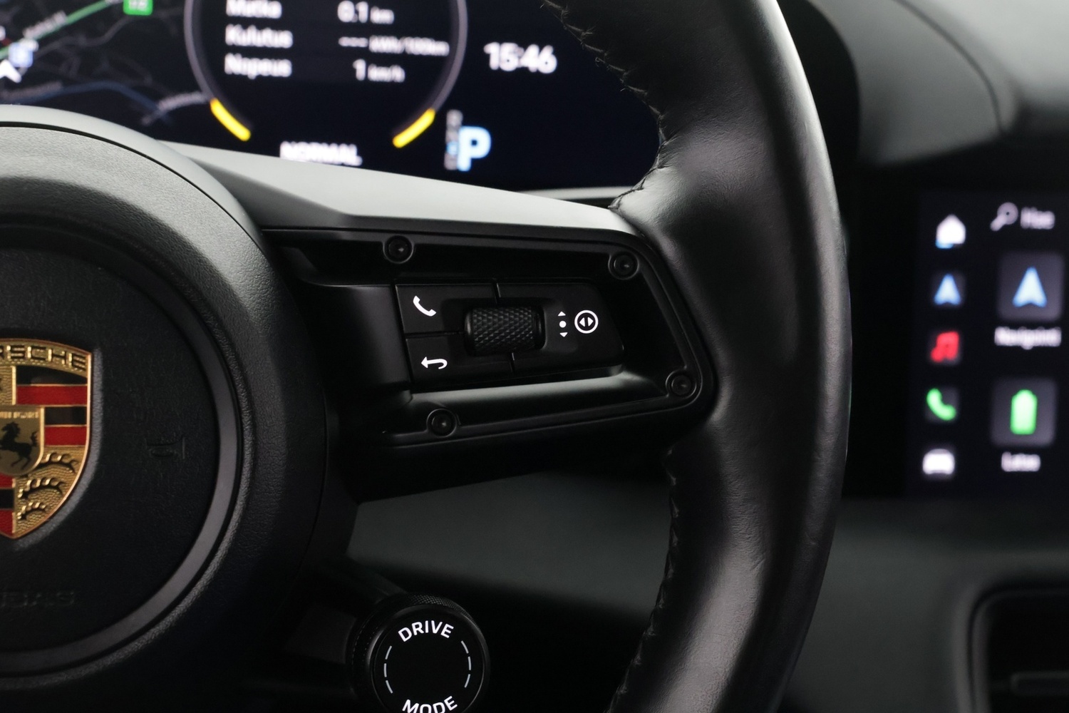 Porsche Taycan vaihtoauto