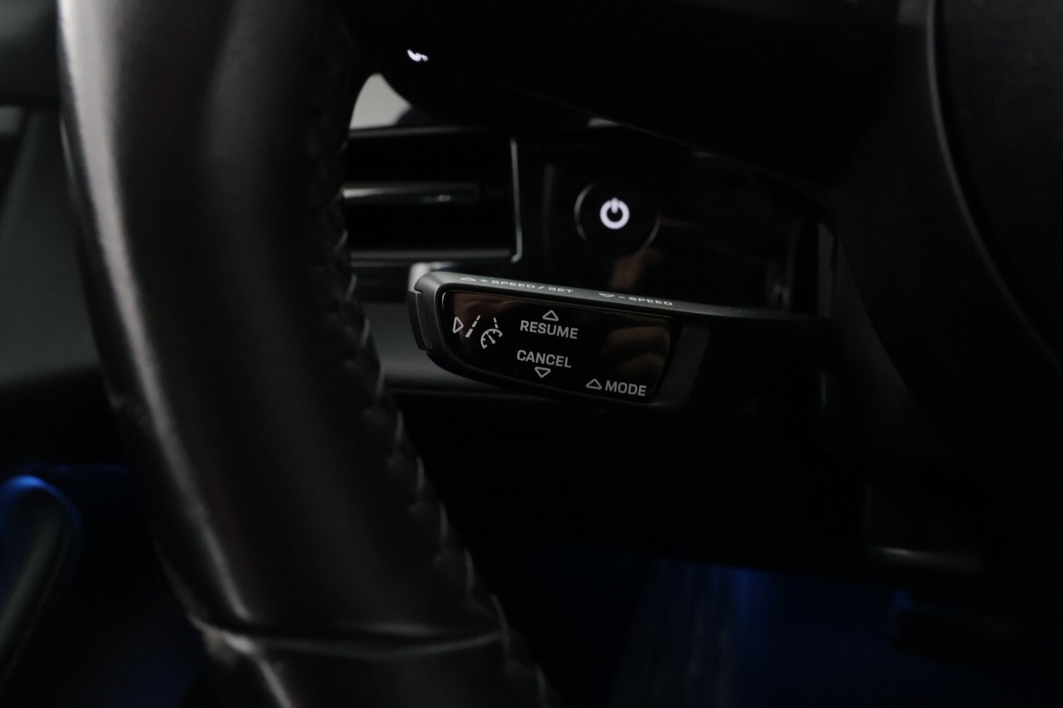 Porsche Taycan vaihtoauto