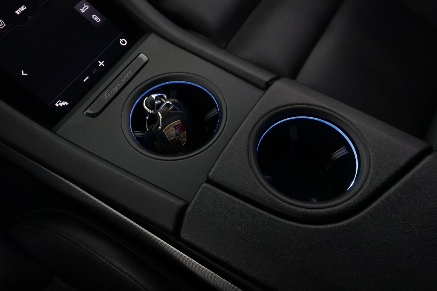 Porsche Taycan vaihtoauto