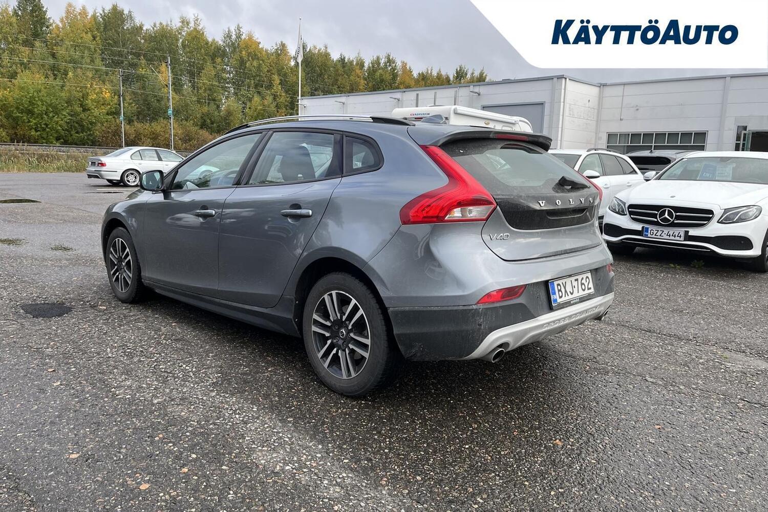 Volvo V40 Cross Country vaihtoauto
