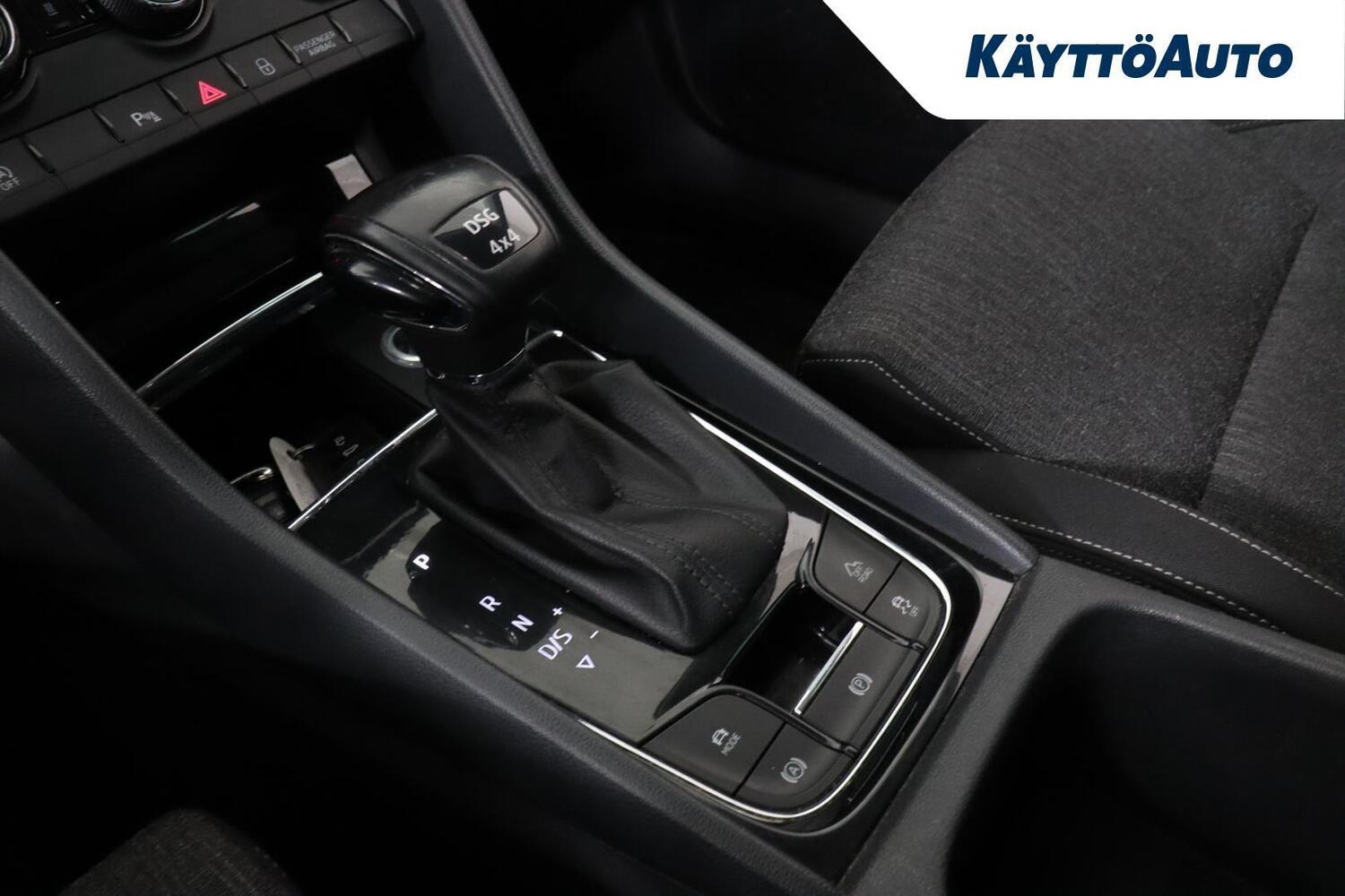 Skoda Karoq vaihtoauto