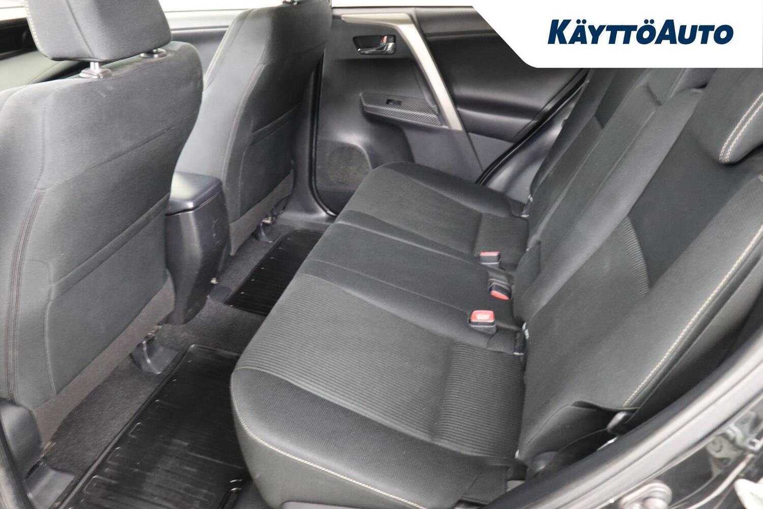 Toyota RAV4 vaihtoauto