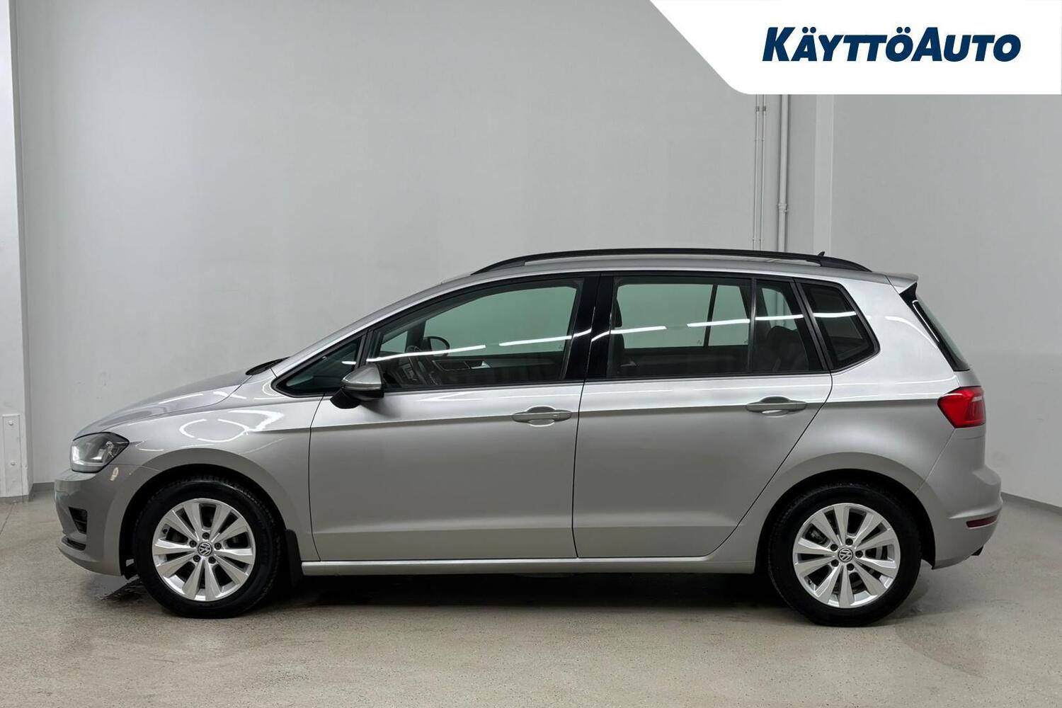 Volkswagen Golf Sportsvan vaihtoauto