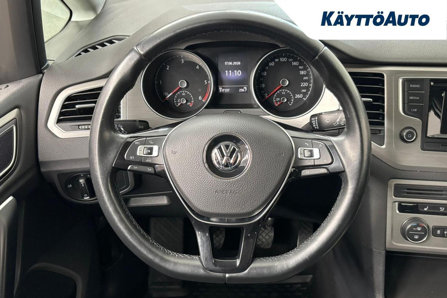 Volkswagen Golf Sportsvan vaihtoauto