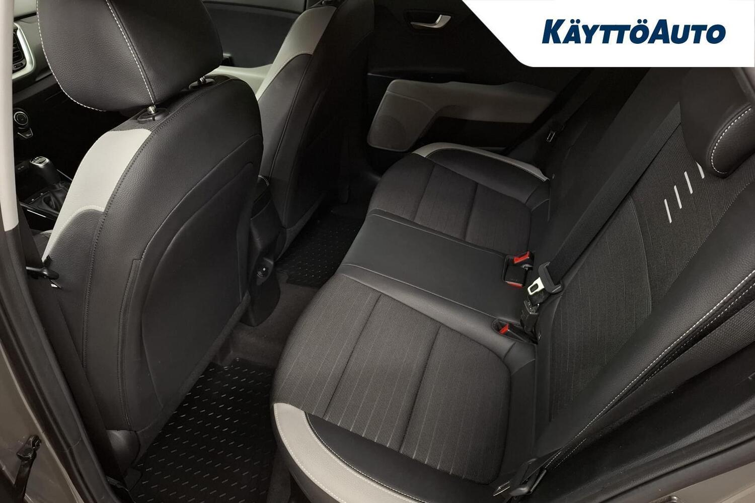 Kia Stonic vaihtoauto