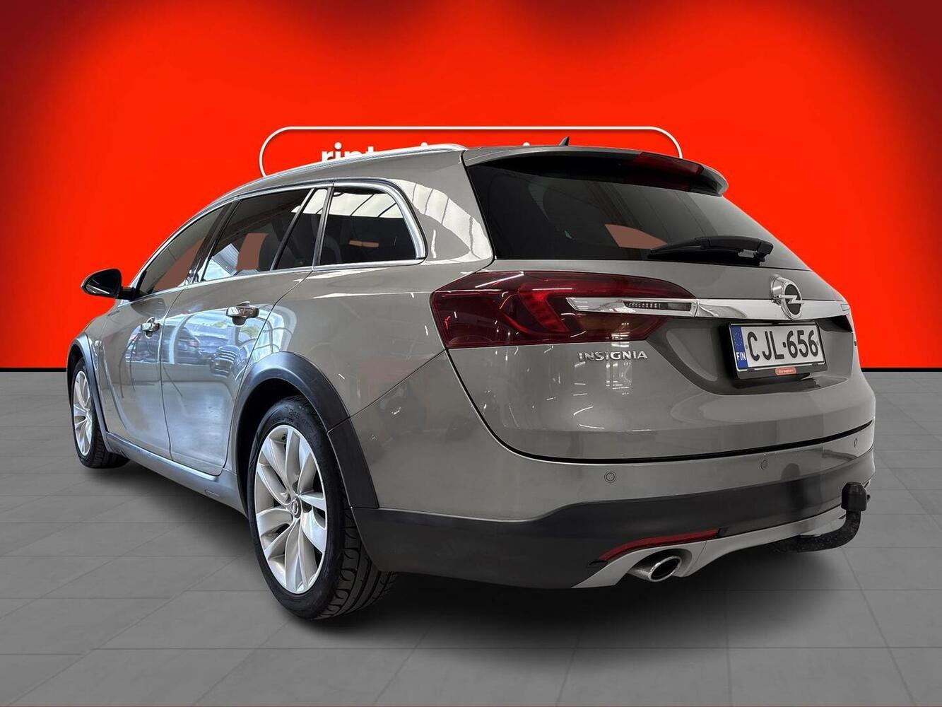 Opel Insignia vaihtoauto