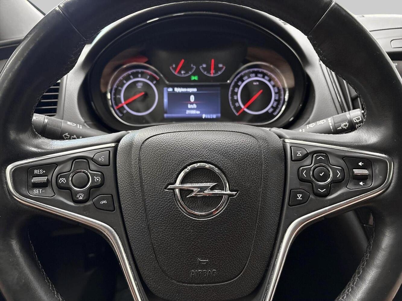Opel Insignia vaihtoauto