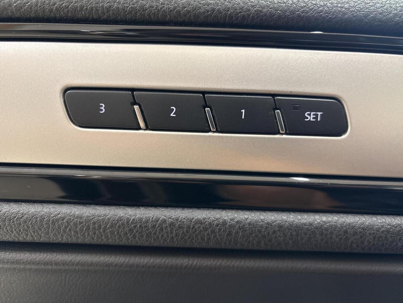 Volkswagen Touareg vaihtoauto