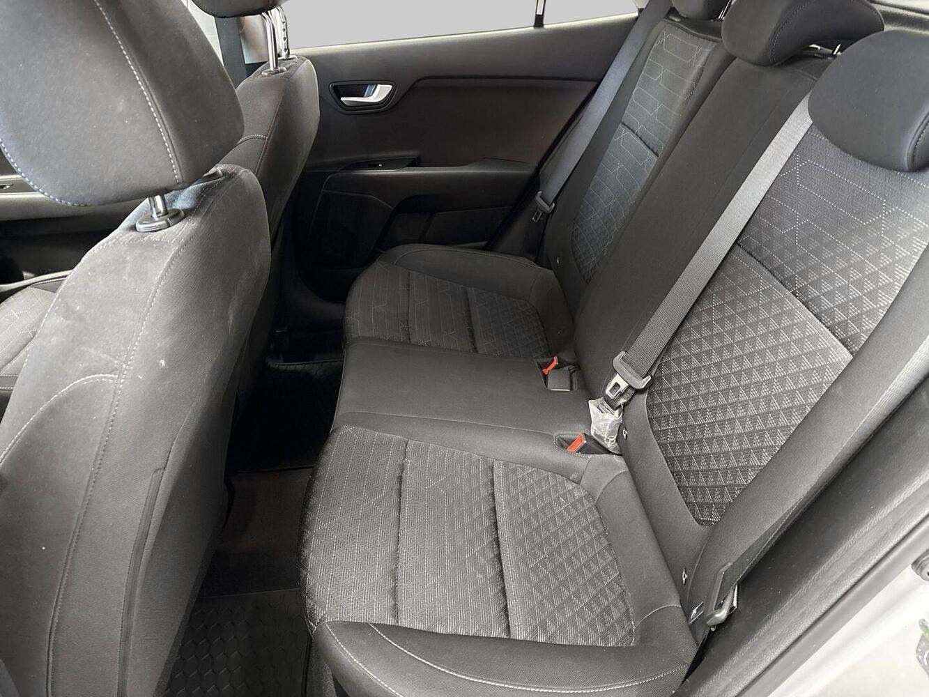 Kia Rio vaihtoauto