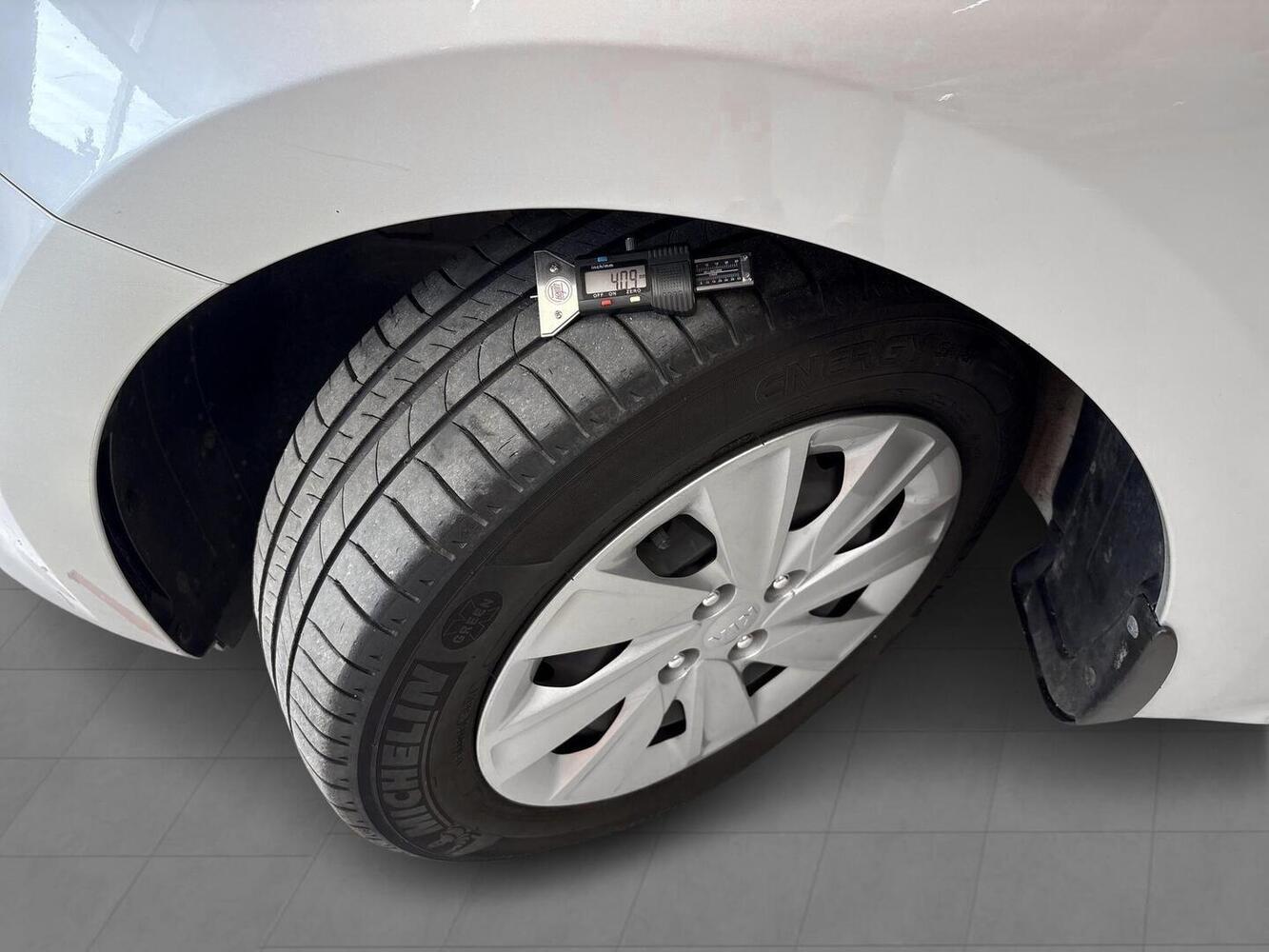 Kia Rio vaihtoauto