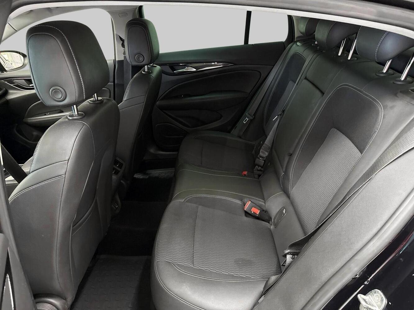 Opel Insignia vaihtoauto