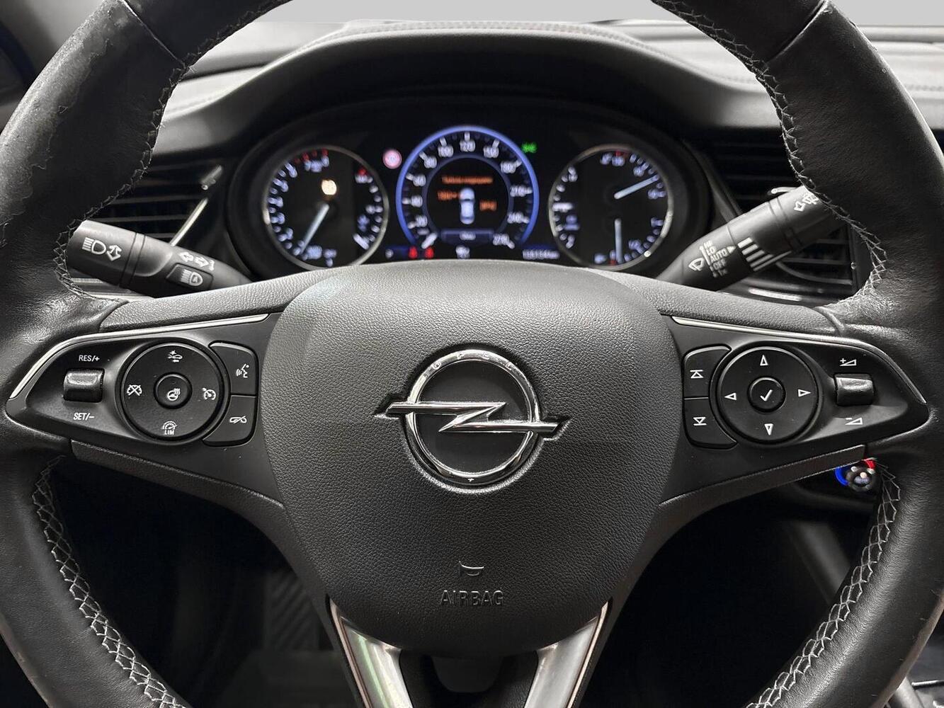 Opel Insignia vaihtoauto