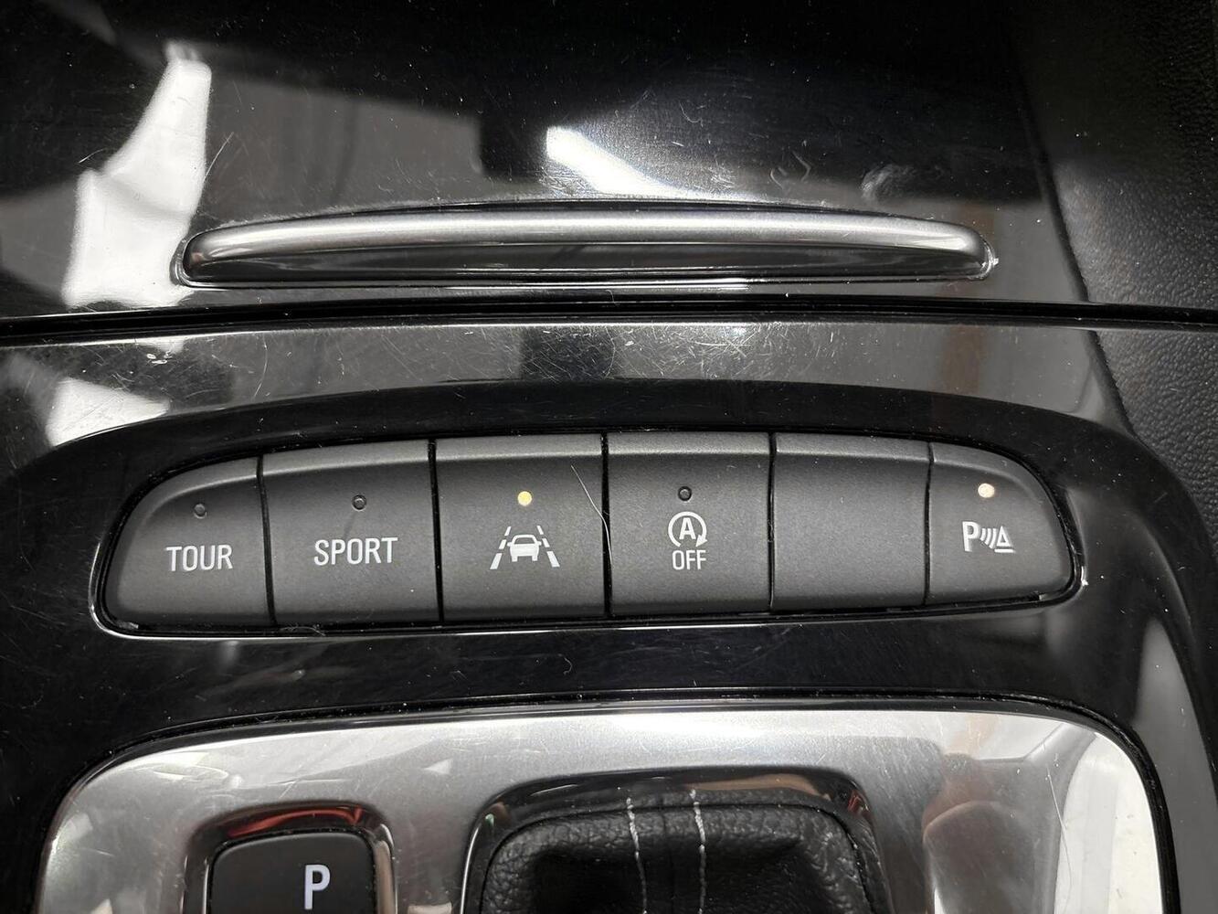 Opel Insignia vaihtoauto