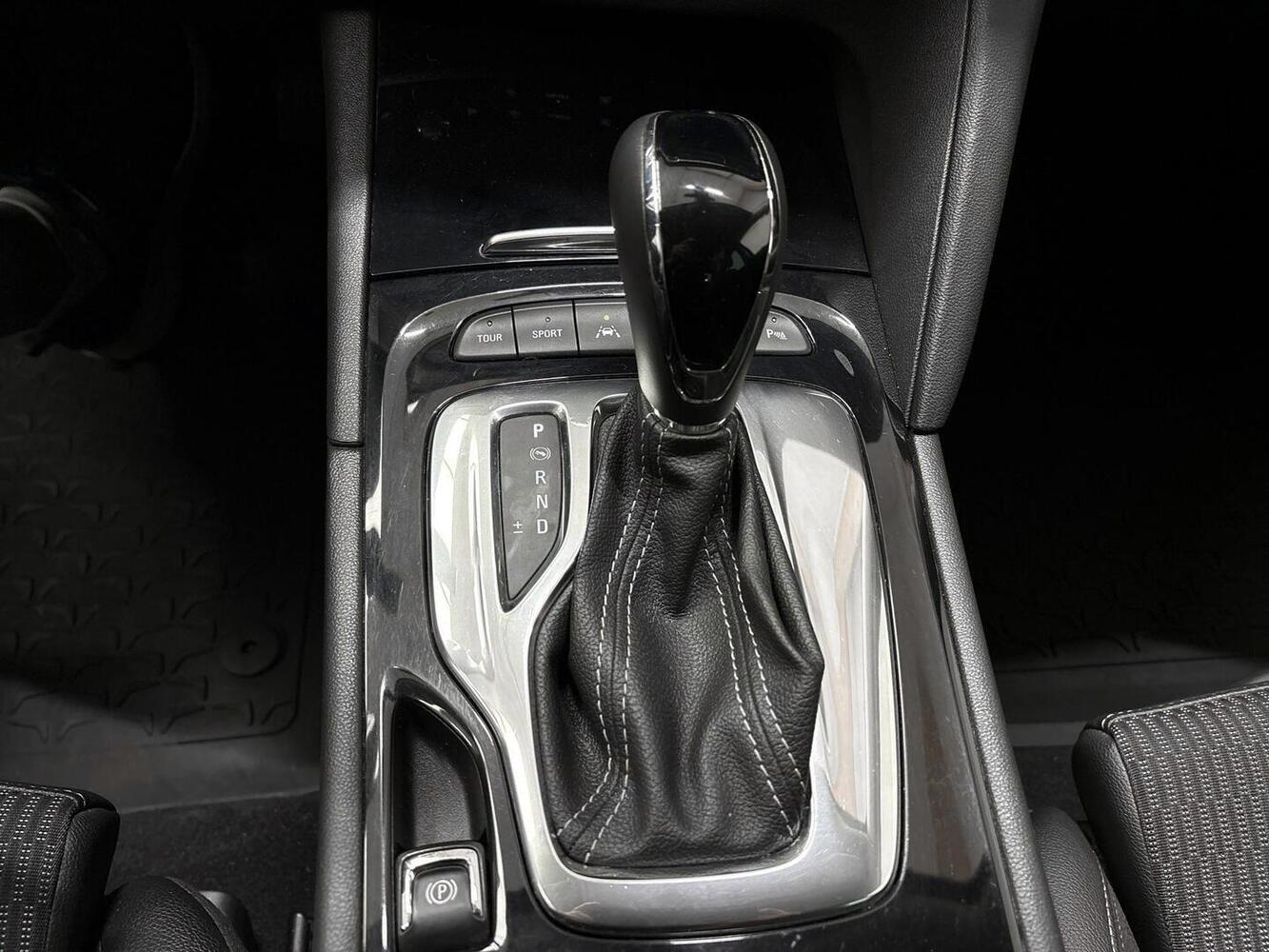 Opel Insignia vaihtoauto
