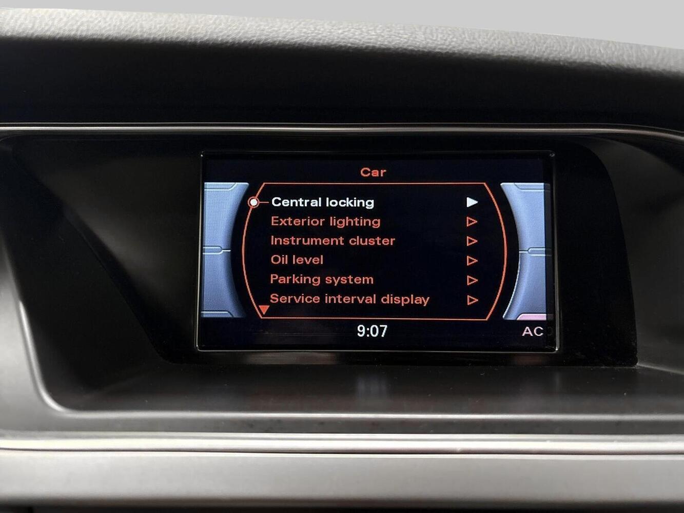 Audi A4 vaihtoauto