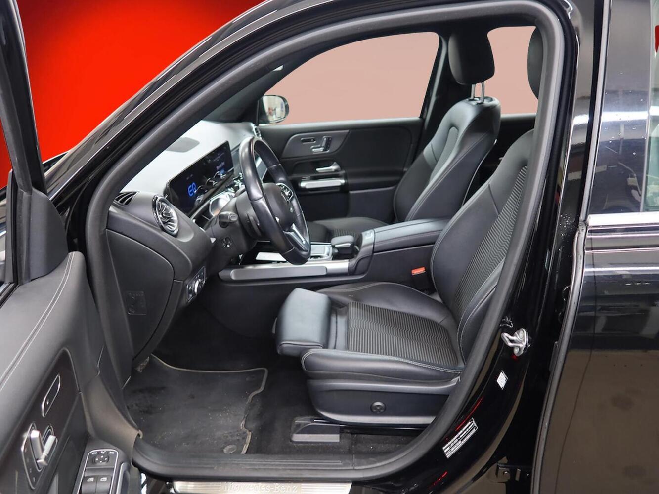 Mercedes-Benz EQB vaihtoauto
