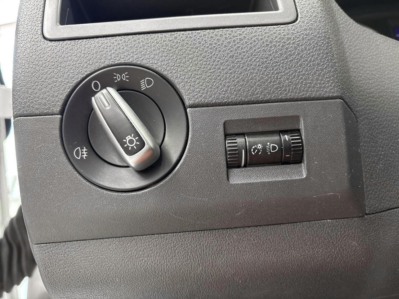 Volkswagen Caravelle vaihtoauto