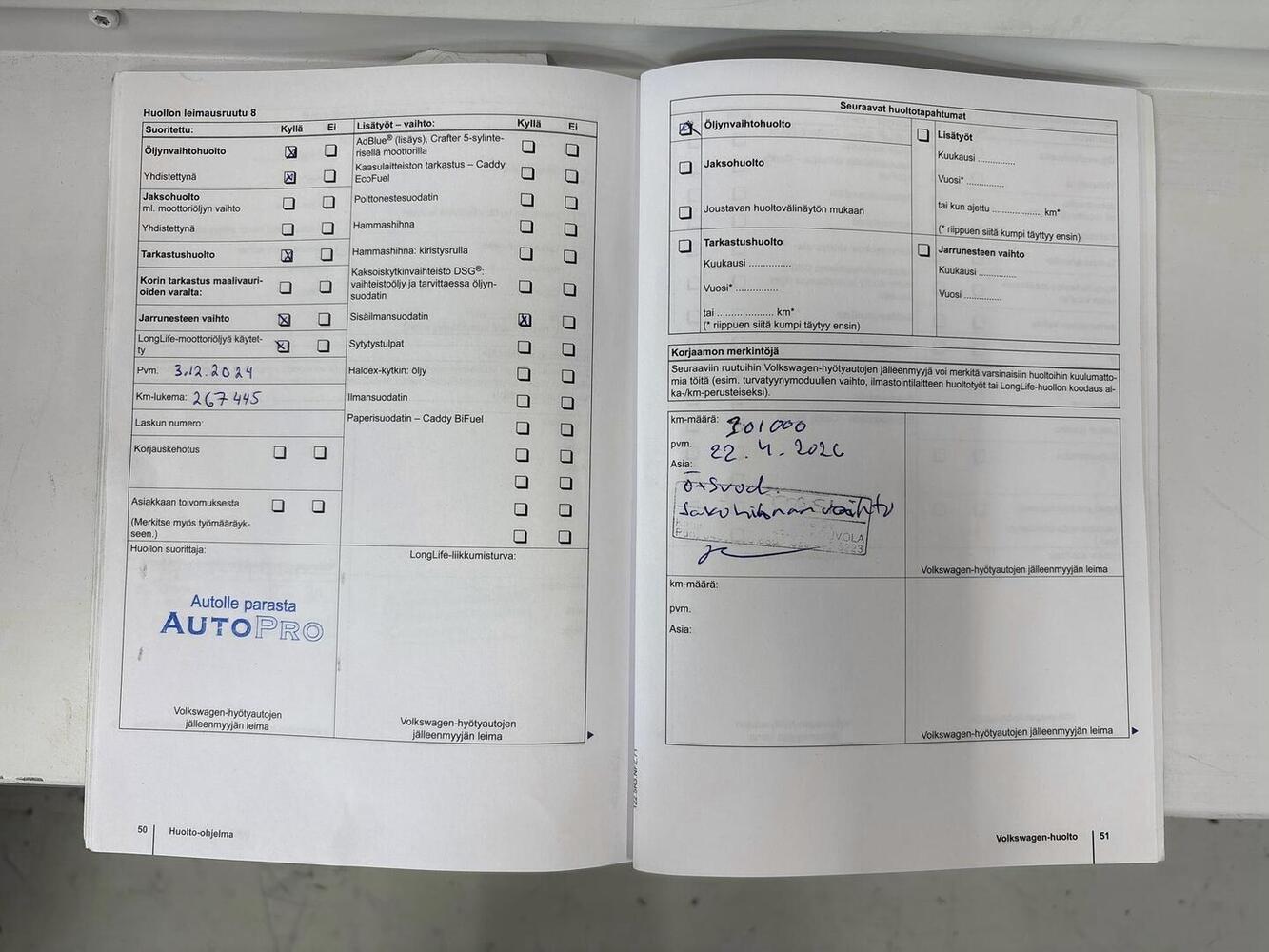 Volkswagen Caravelle vaihtoauto