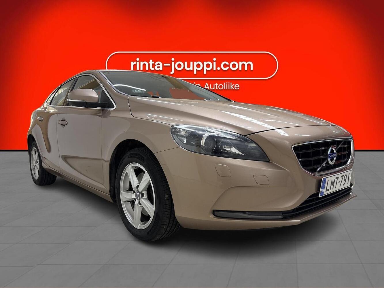 Volvo V40 vaihtoauto
