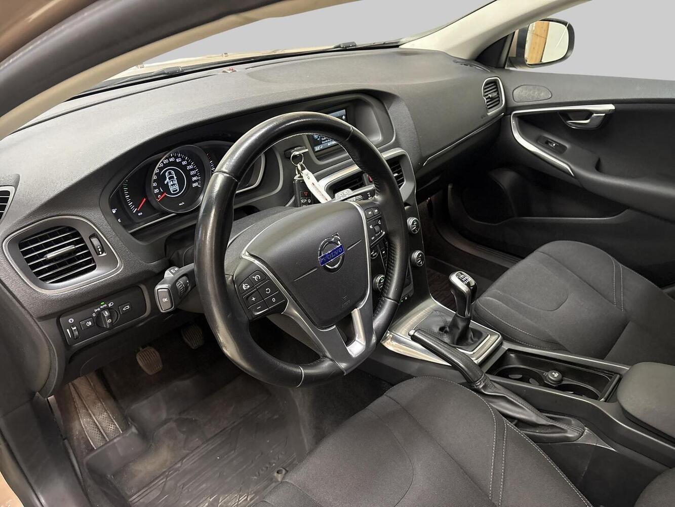 Volvo V40 vaihtoauto