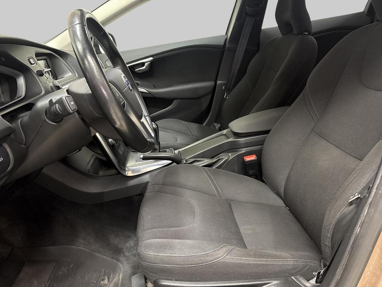 Volvo V40 vaihtoauto