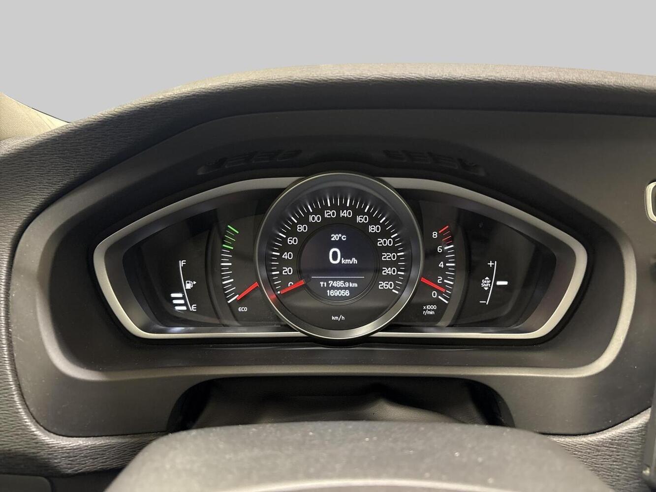 Volvo V40 vaihtoauto
