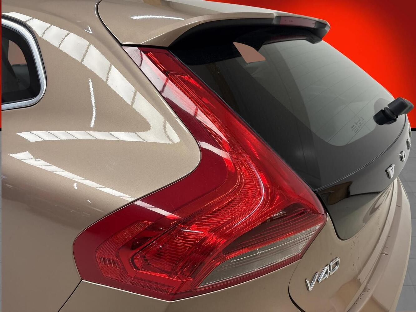 Volvo V40 vaihtoauto