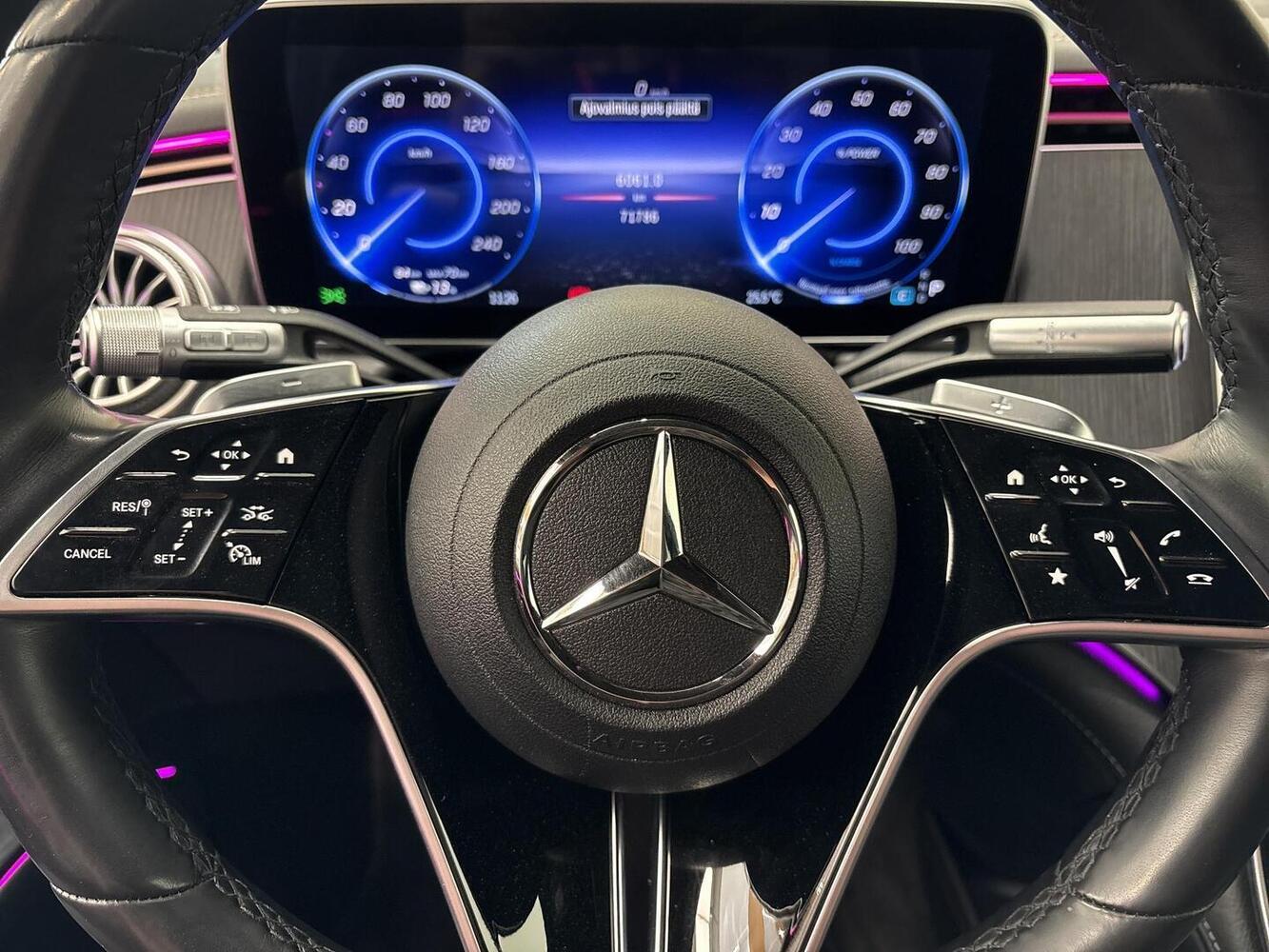 Mercedes-Benz EQS vaihtoauto