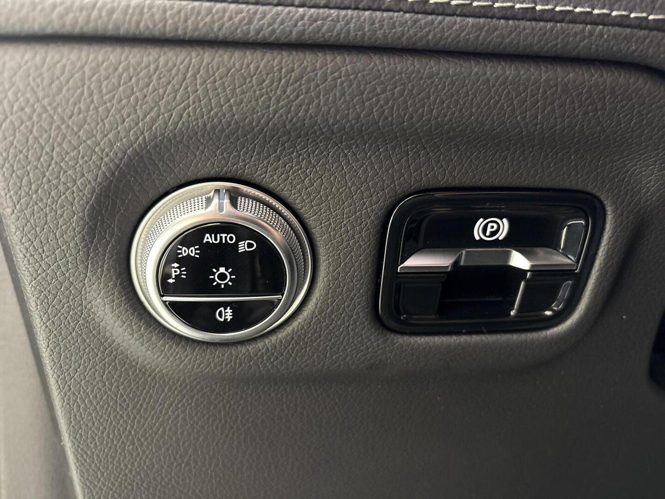 Mercedes-Benz EQS vaihtoauto