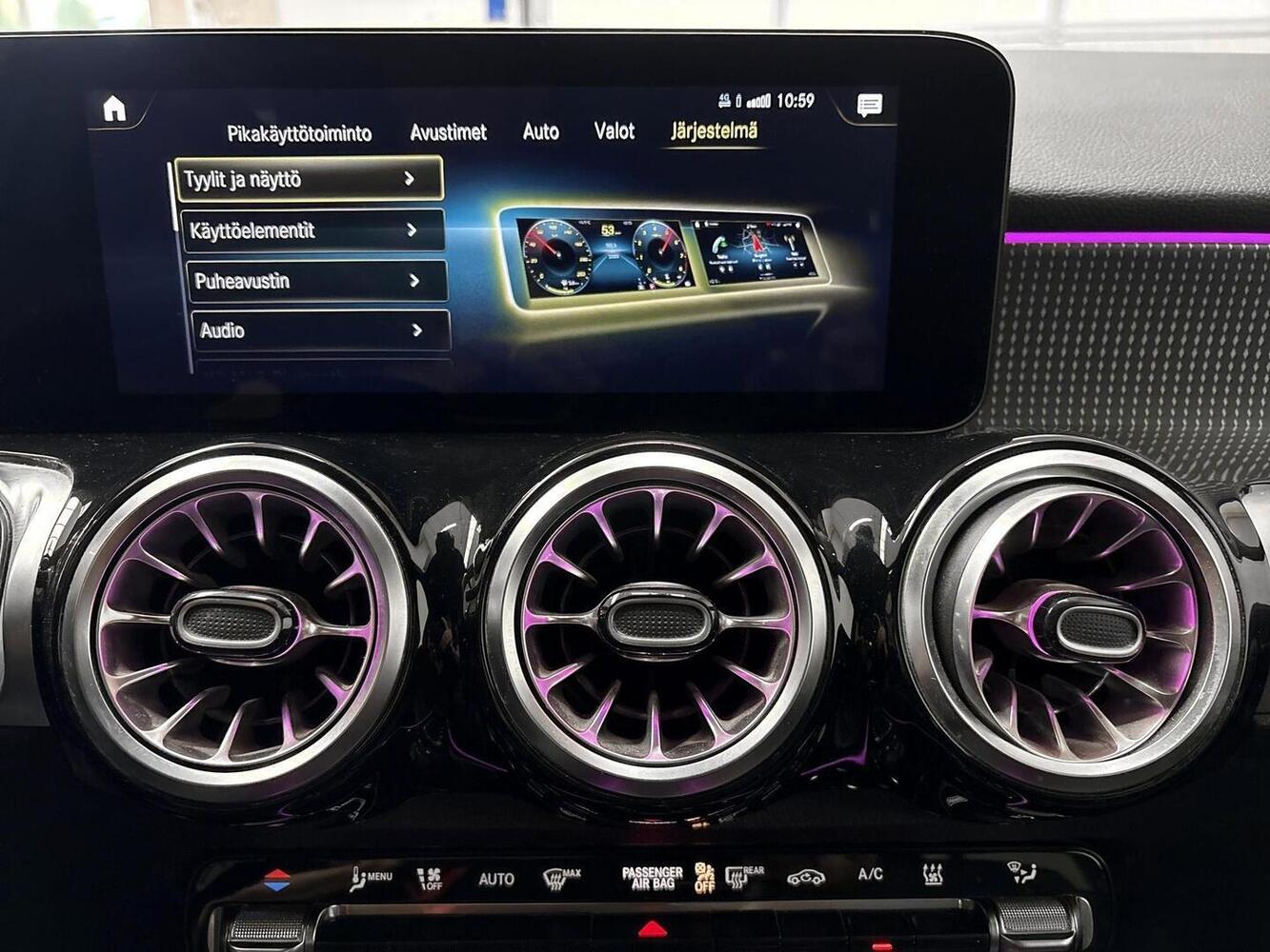 Mercedes-Benz EQB vaihtoauto