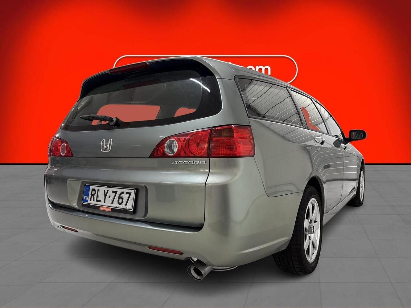 Honda Accord vaihtoauto