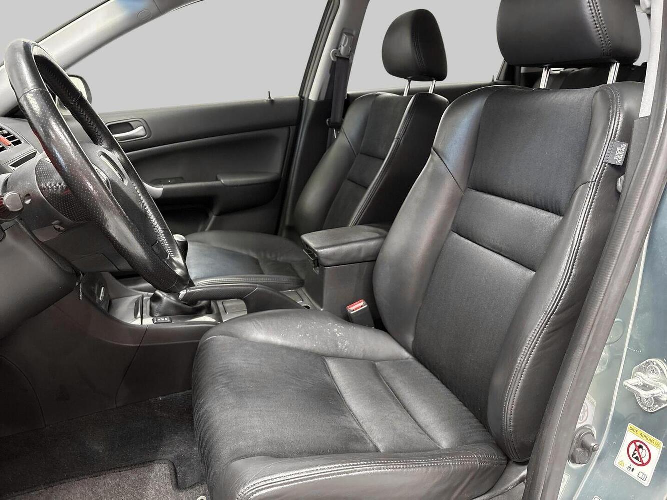 Honda Accord vaihtoauto