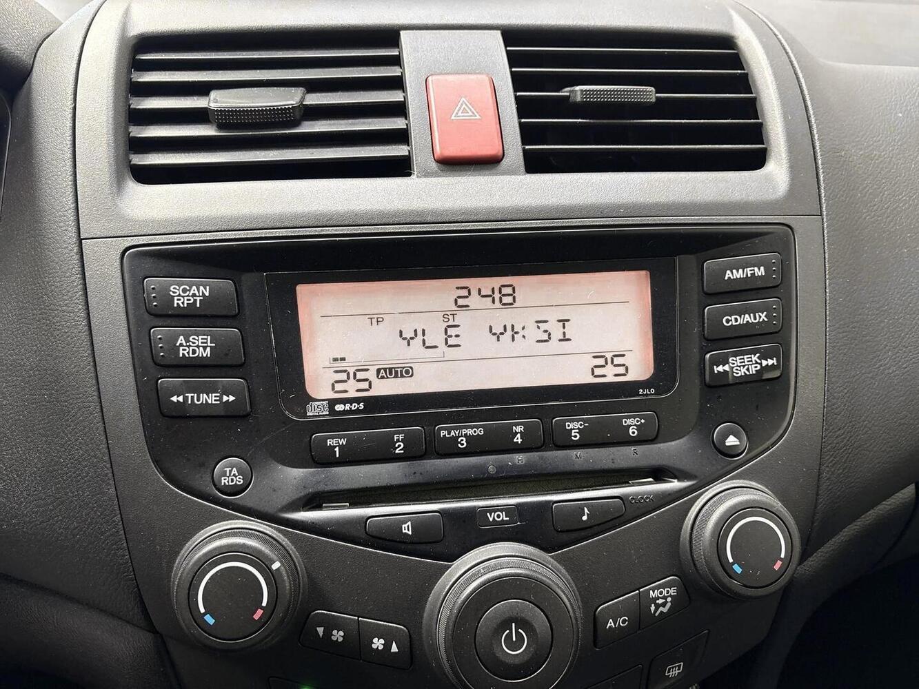 Honda Accord vaihtoauto