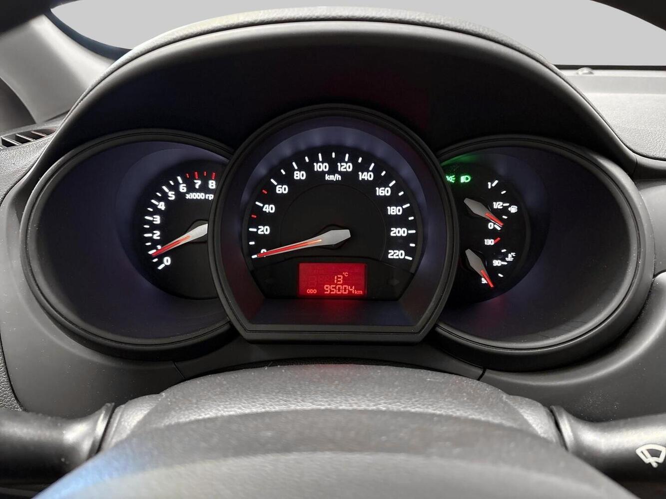 Kia Rio vaihtoauto