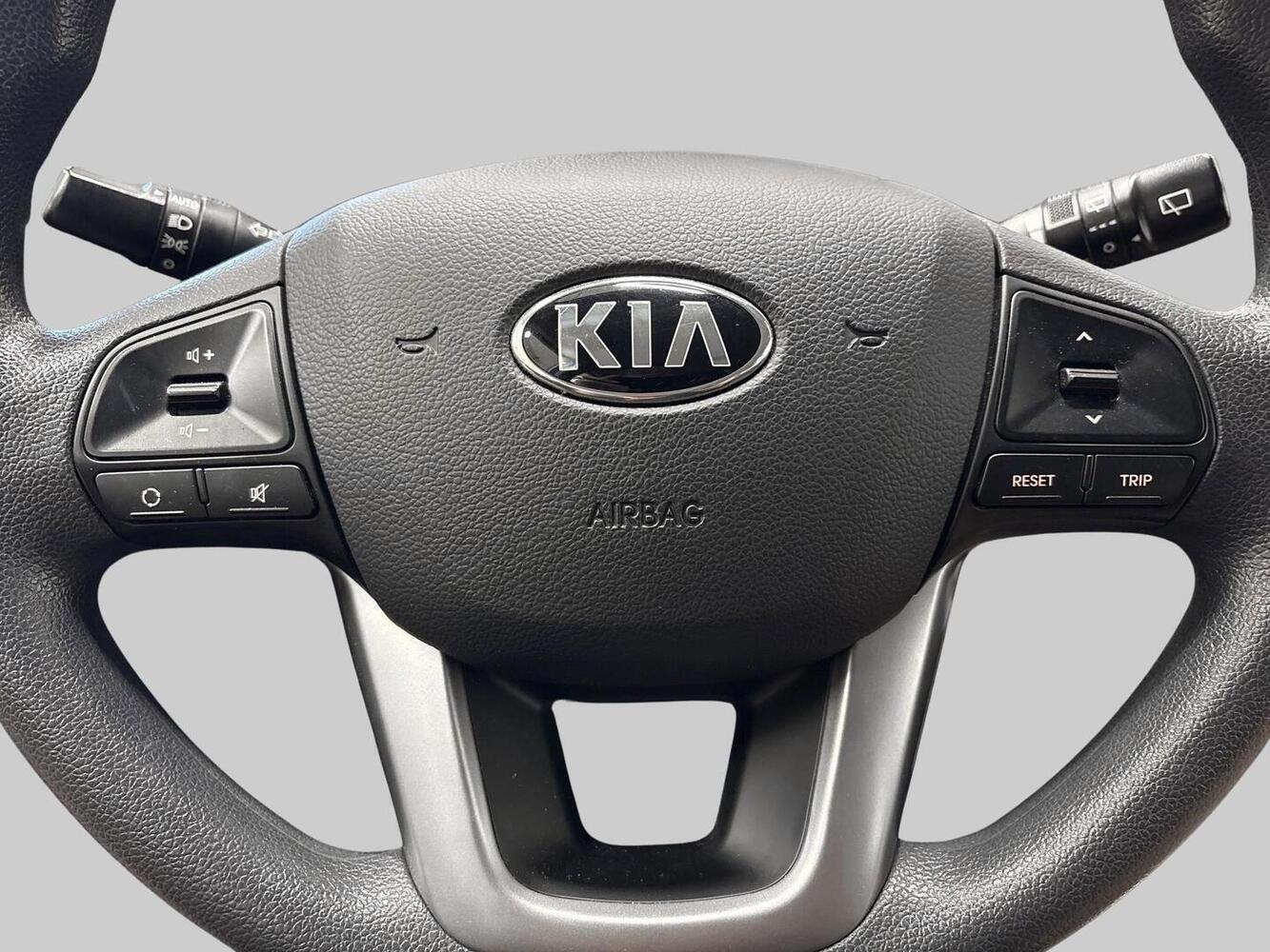 Kia Rio vaihtoauto