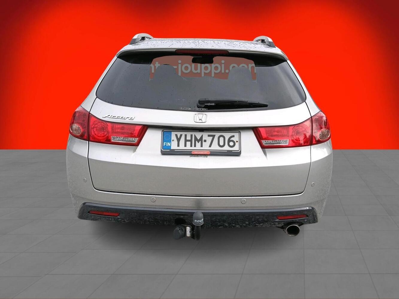 Honda Accord vaihtoauto
