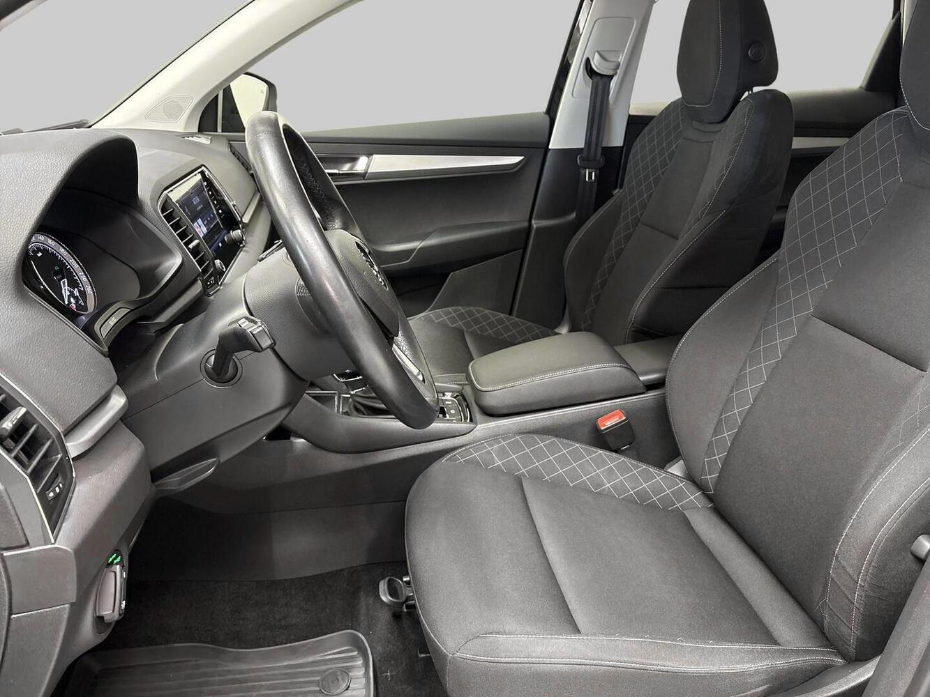 Skoda Karoq vaihtoauto