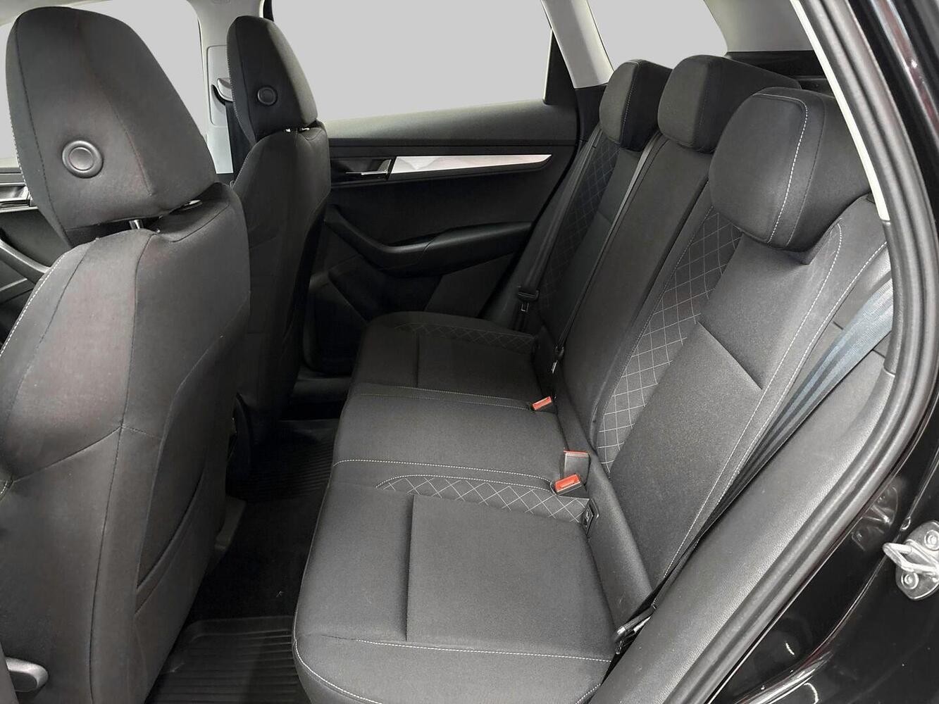 Skoda Karoq vaihtoauto