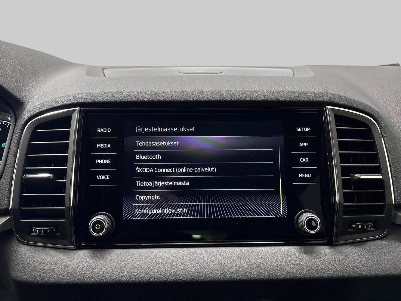 Skoda Karoq vaihtoauto
