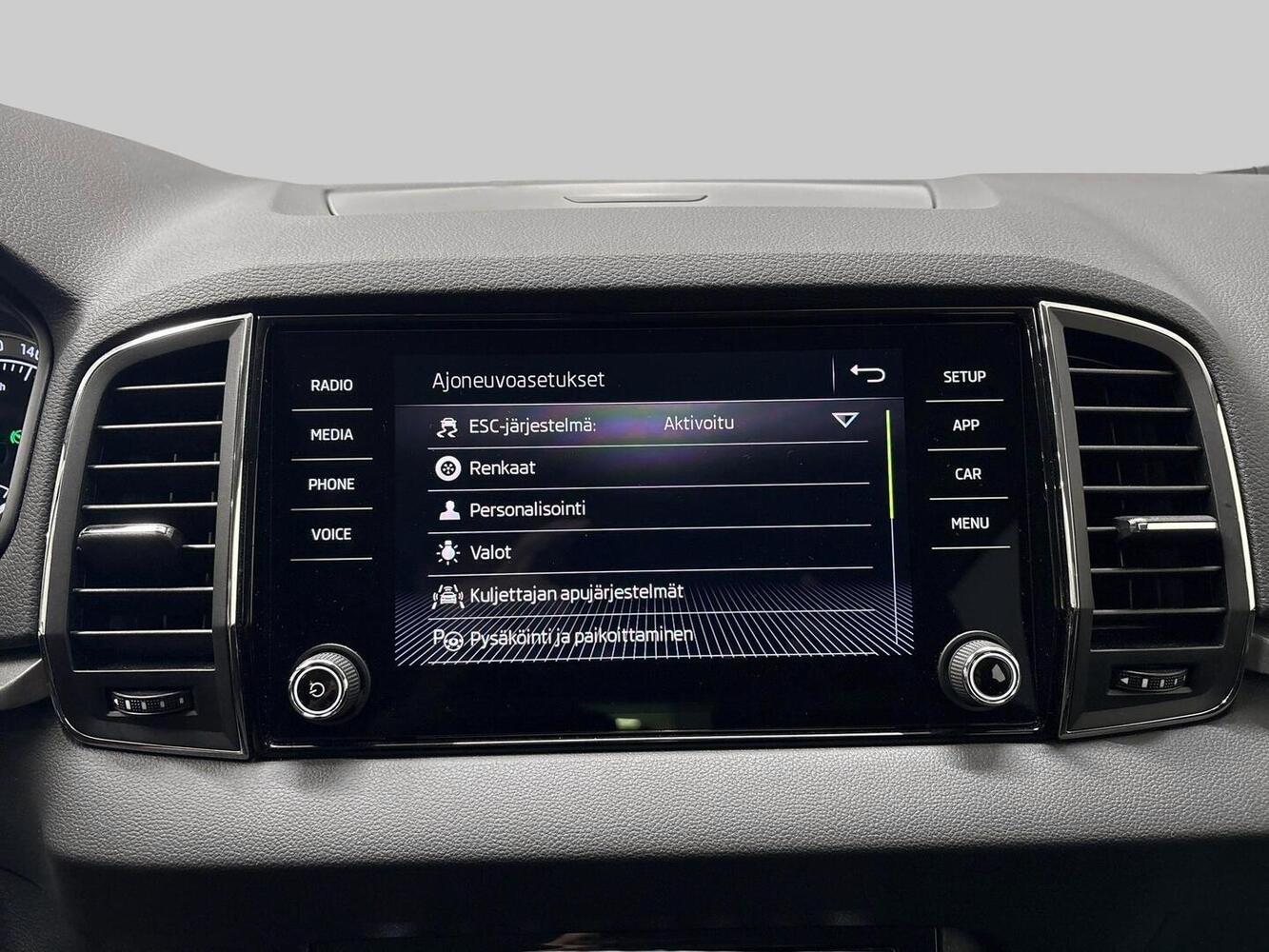 Skoda Karoq vaihtoauto