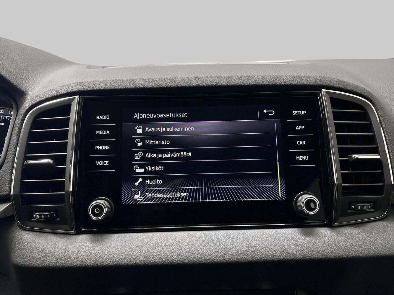 Skoda Karoq vaihtoauto
