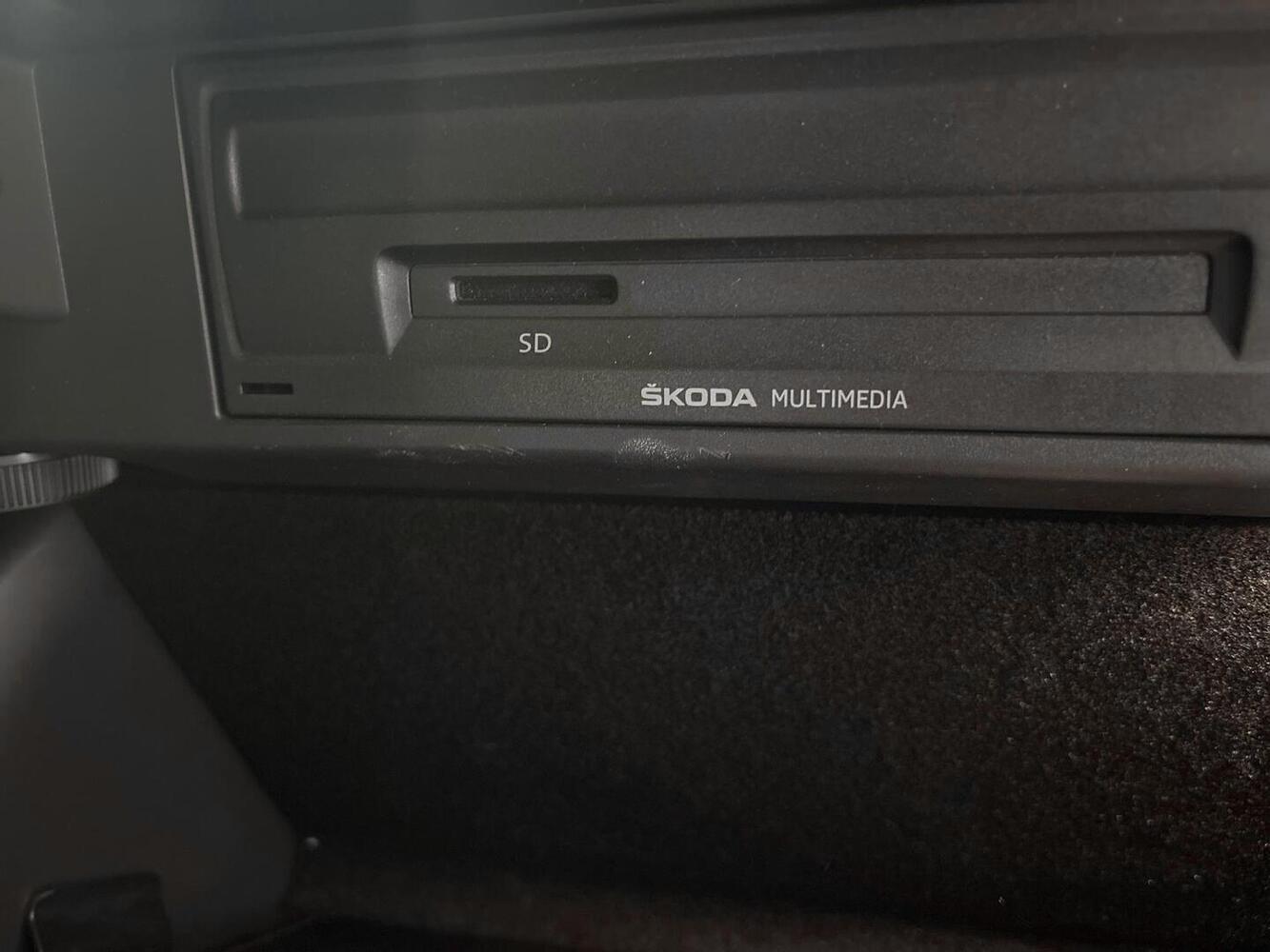 Skoda Karoq vaihtoauto