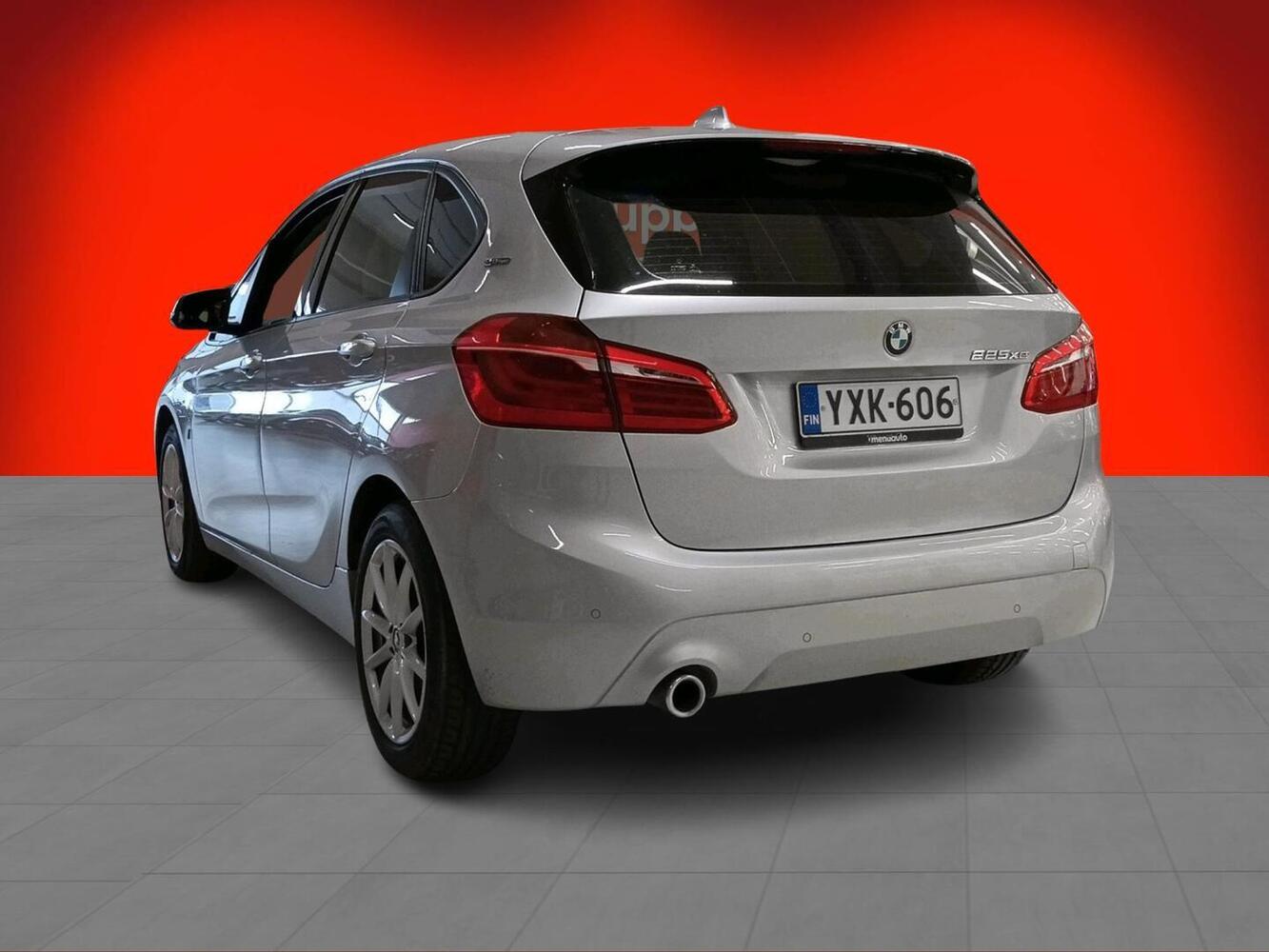 BMW 225 vaihtoauto