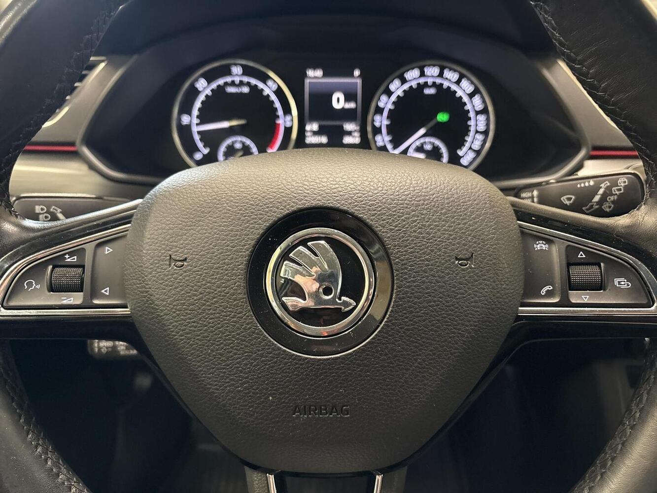 Skoda Superb vaihtoauto