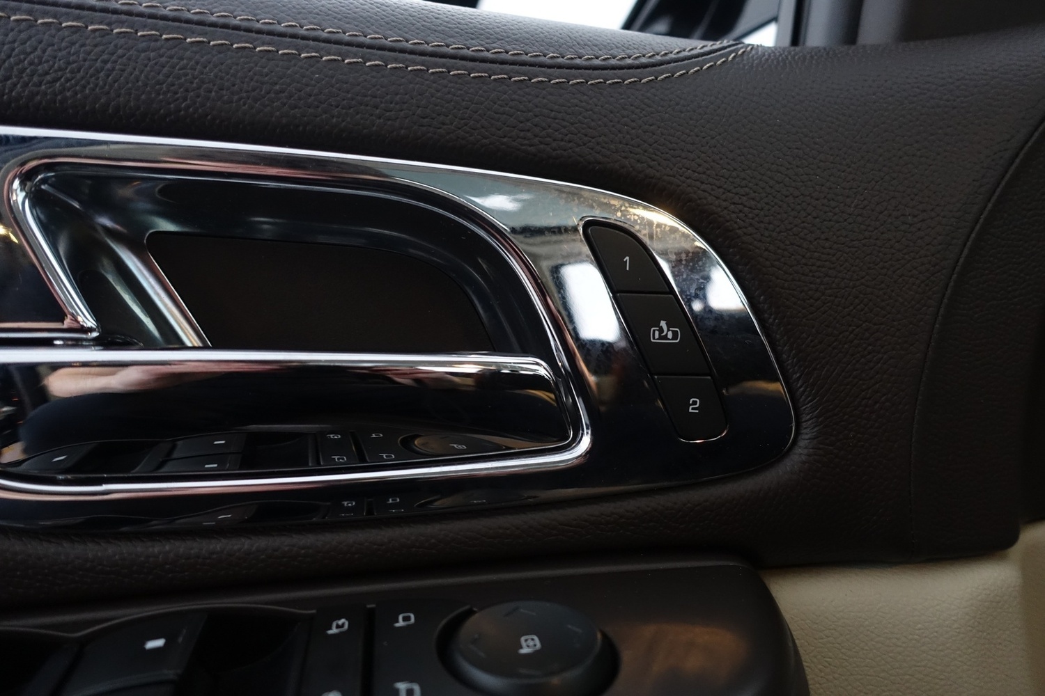 Cadillac Escalade vaihtoauto