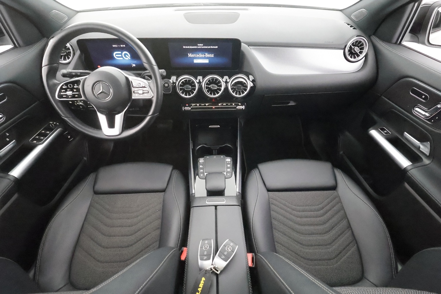 Mercedes-Benz EQA vaihtoauto